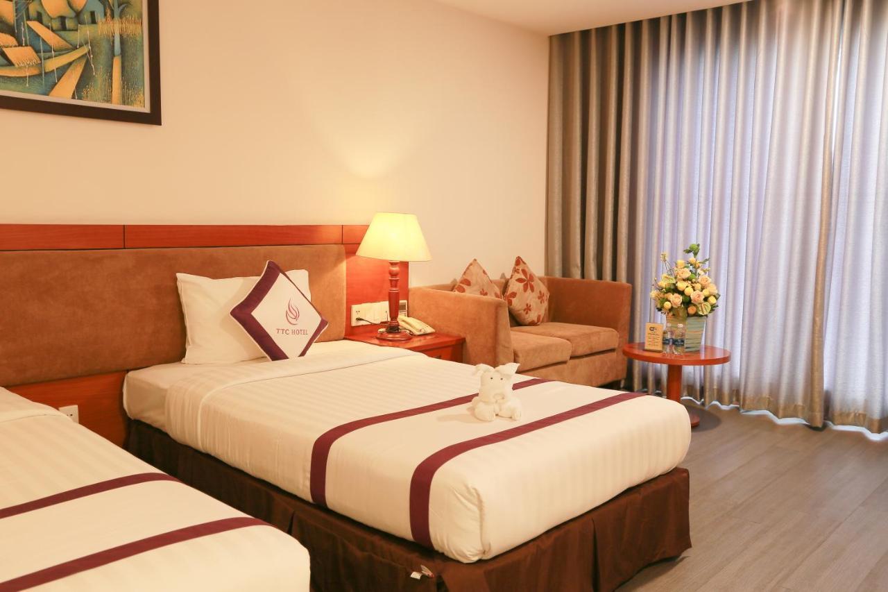 Ttc Hotel - Tan Binh Хошимин Экстерьер фото