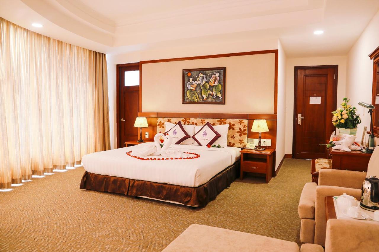 Ttc Hotel - Tan Binh Хошимин Экстерьер фото