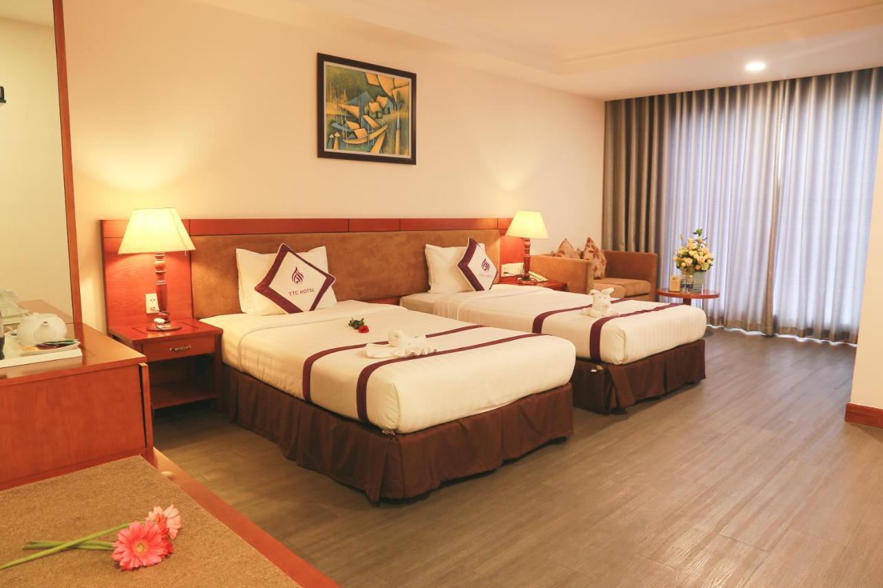 Ttc Hotel - Tan Binh Хошимин Экстерьер фото